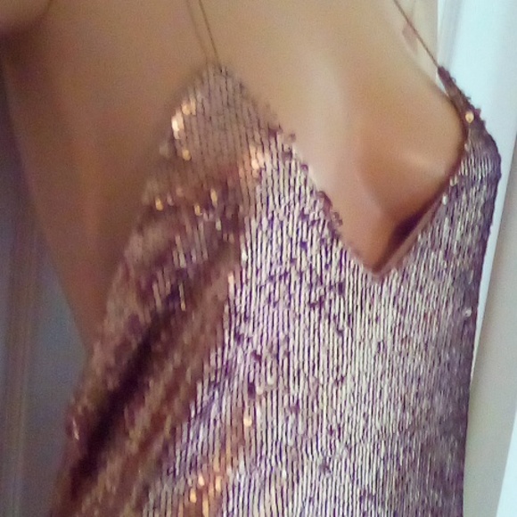 Gold sequin mini dress - Picture 4 of 9